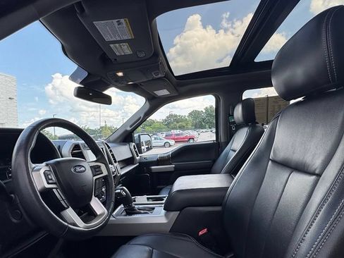 Used 2020 Ford F150 Lariat w/ Equipment Group 502A Luxury AWD/4WD image 20