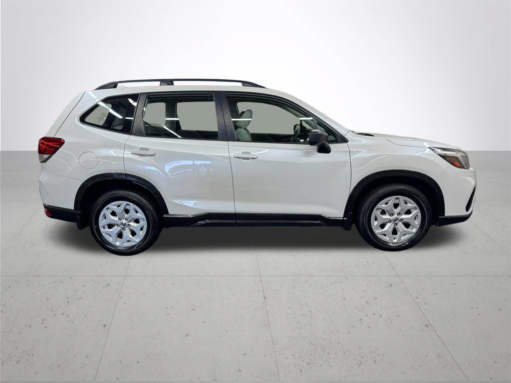 Used 2021 Subaru Forester AWD/4WD image 9