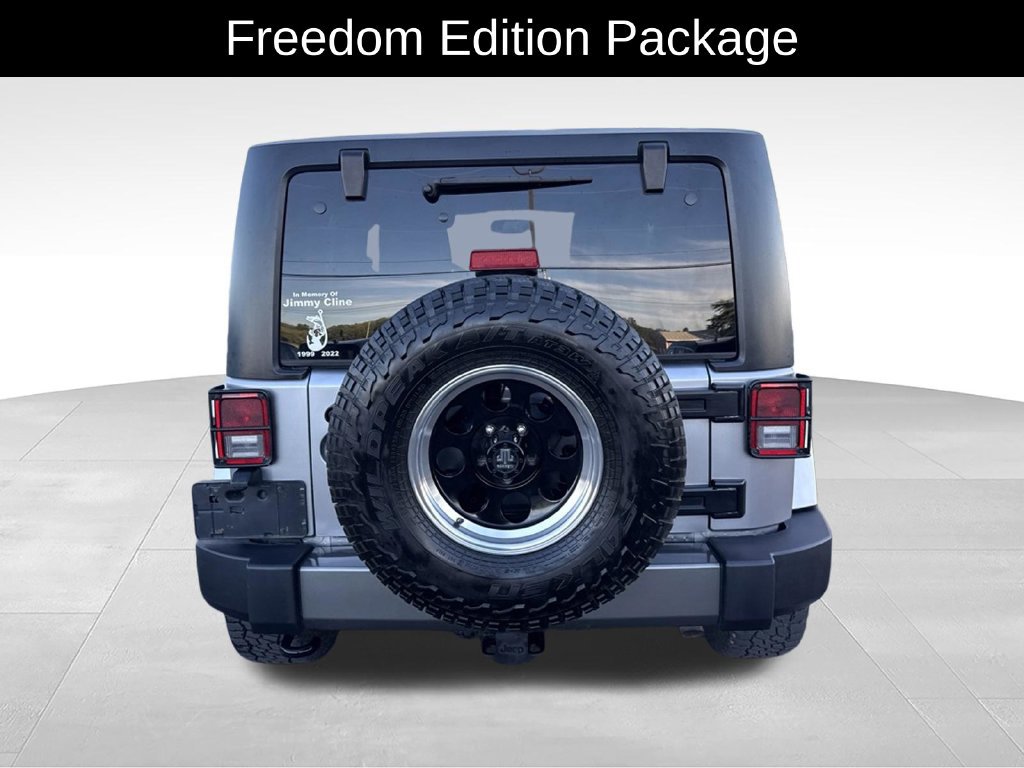 Used 2015 Jeep Wrangler Sport AWD/4WD image 4