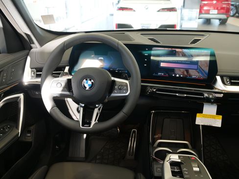 New 2026 BMW X1 xDrive28i w/ Technology Package image 19