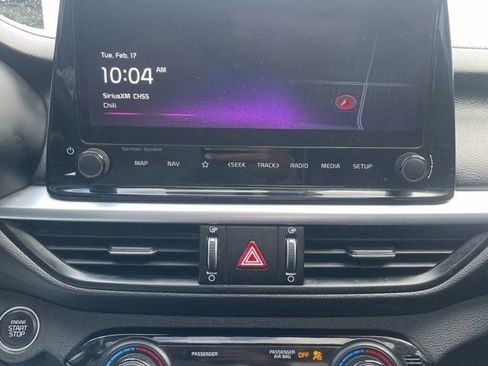 Used 2022 Kia Forte GT-Line w/ GT-Line Premium Package image 15