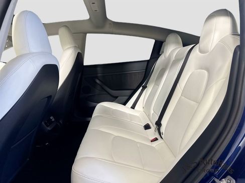 Used 2023 Tesla Model 3 Standard Range RWD image 28