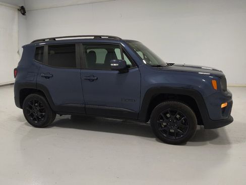 Used 2020 Jeep Renegade Altitude AWD/4WD image 11