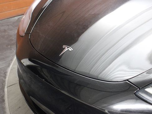 Used 2022 Tesla Model 3 image 3