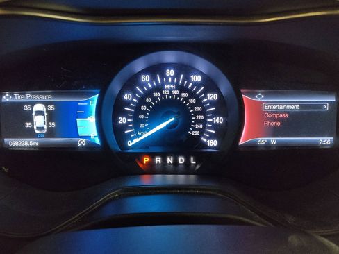 Used 2020 Ford Fusion SE image 23