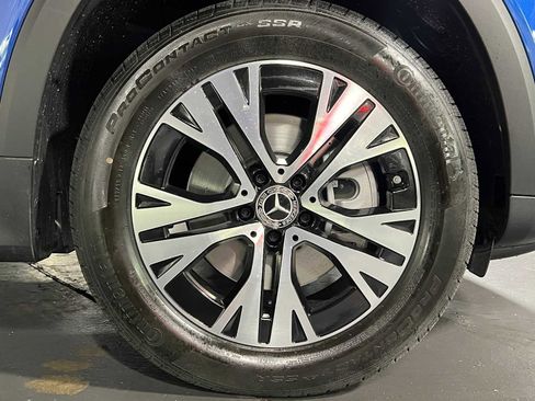 New 2025 Mercedes-Benz GLB 250 4MATIC image 11