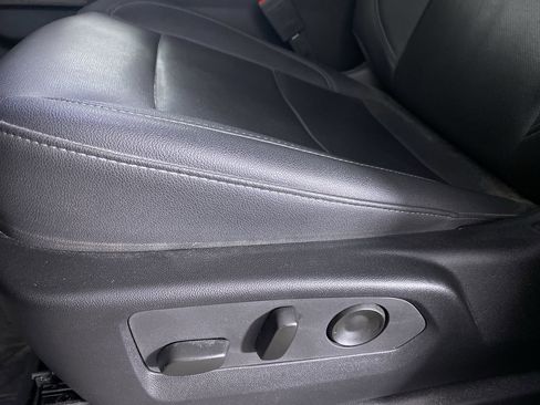 Certified 2022 Chevrolet Silverado 1500 LTZ image 9