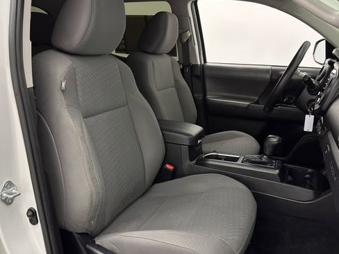 Used 2021 Toyota Tacoma SR w/ SR Convenience Package image 34