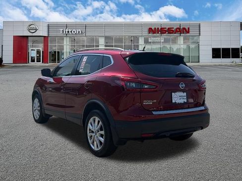 Used 2022 Nissan Rogue Sport SV FWD image 5