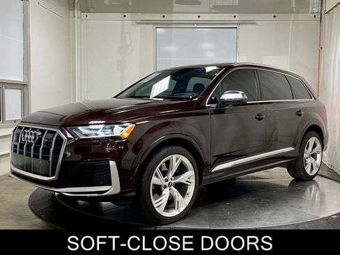 Used 2022 Audi SQ7 Prestige w/ Prestige Package AWD/4WD image 4