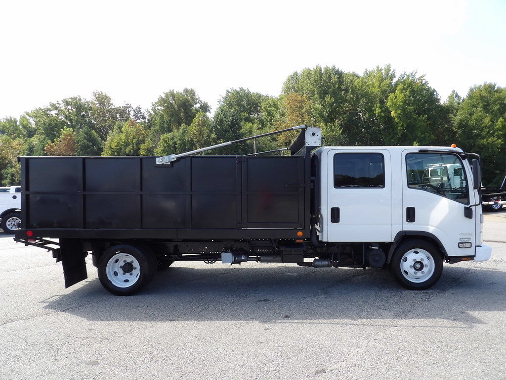 Used 2024 Chevrolet Low Cab Forward RWD image 21