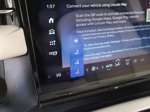 New 2026 Lincoln Navigator Premiere AWD/4WD image 7
