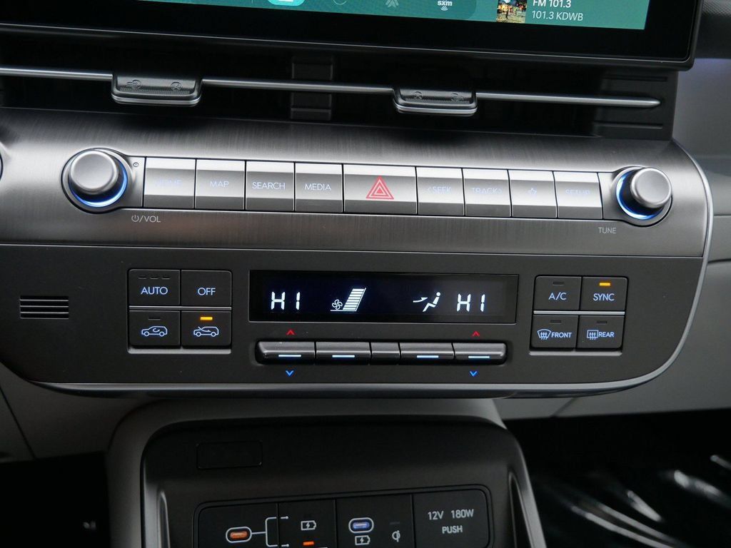 Used 2026 Hyundai Kona SEL Premium AWD/4WD image 20