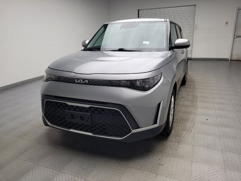 Used 2023 Kia Soul LX w/ Option Group 015 FWD image 15
