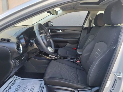 Used 2019 Kia Forte S w/ S Premium Package FWD image 25