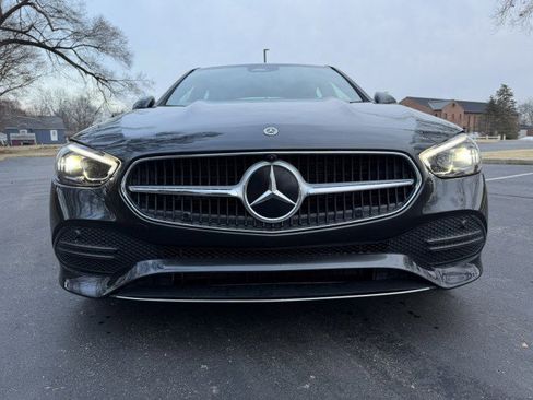 Used 2025 Mercedes-Benz C 300 4MATIC Sedan image 2