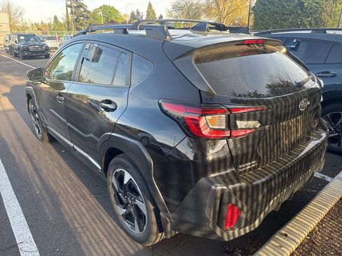 Used 2024 Subaru Crosstrek 2.5i Limited w/ Crosstrek Mirror Package image 2