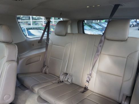 Used 2018 GMC Yukon XL SLT w/ Premium Edition image 20