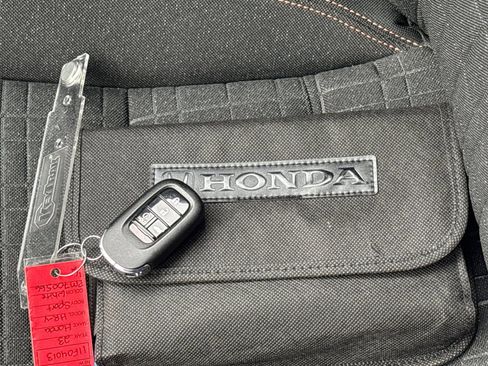 Used 2023 Honda HR-V Sport image 9