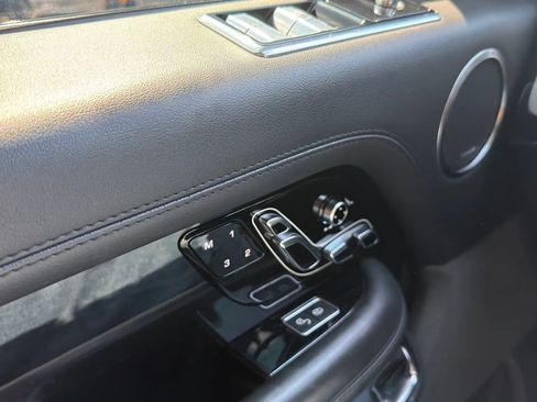 Used 2019 Land Rover Range Rover Supercharged AWD/4WD image 15