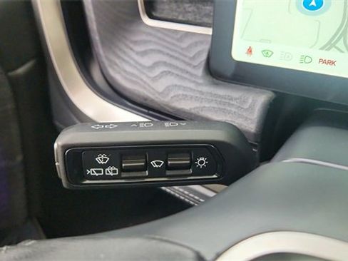 Used 2023 Rivian R1S Adventure image 46