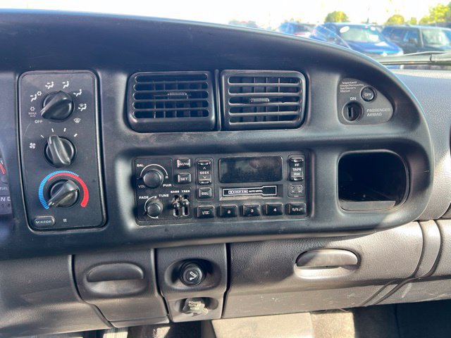 Used 2001 Dodge Ram 1500 Truck 2WD Quad Cab image 13