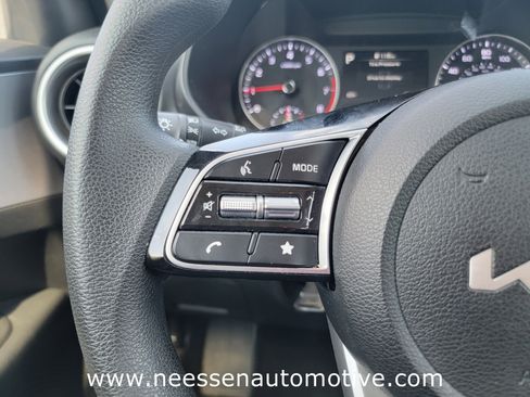 Used 2024 Kia Forte LXS image 18