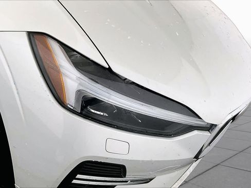 Used 2022 Volvo XC60 B5 Inscription w/ Climate Package AWD/4WD image 27