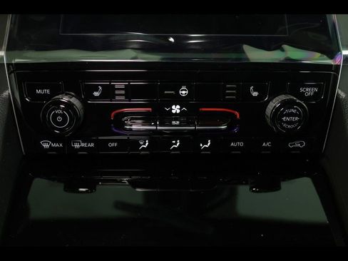 New 2025 Jeep Grand Cherokee L Altitude image 15