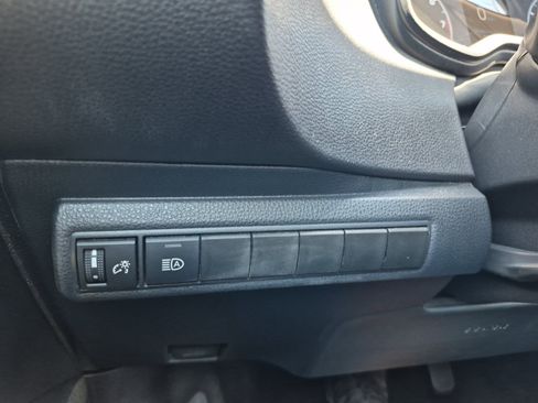 Used 2024 Toyota Corolla LE FWD image 34