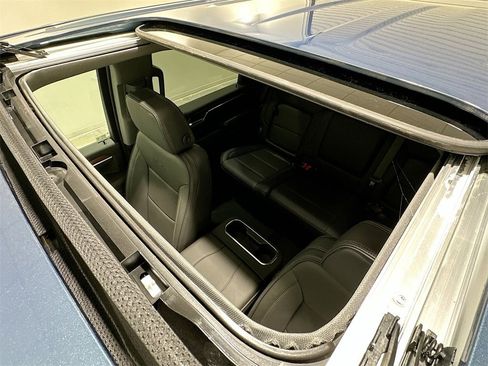 New 2025 GMC Sierra 2500 Denali w/ Denali Reserve Package image 23