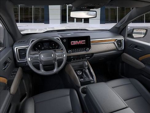 New 2026 GMC Canyon Denali AWD/4WD image 15