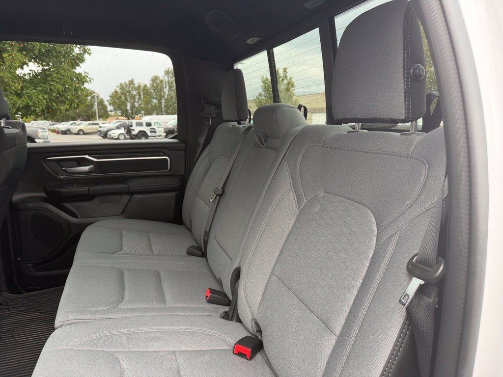 Used 2025 RAM 1500 Big Horn AWD/4WD image 25