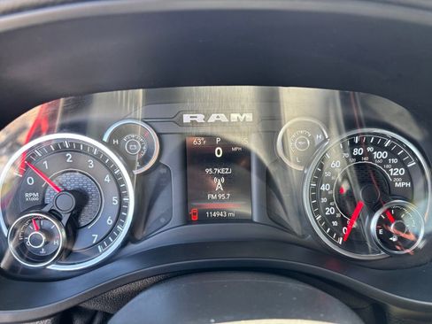 Used 2021 RAM 1500 Big Horn AWD/4WD image 16