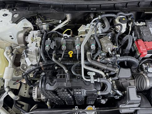 Used 2023 Nissan Altima 2.5 SV image 39