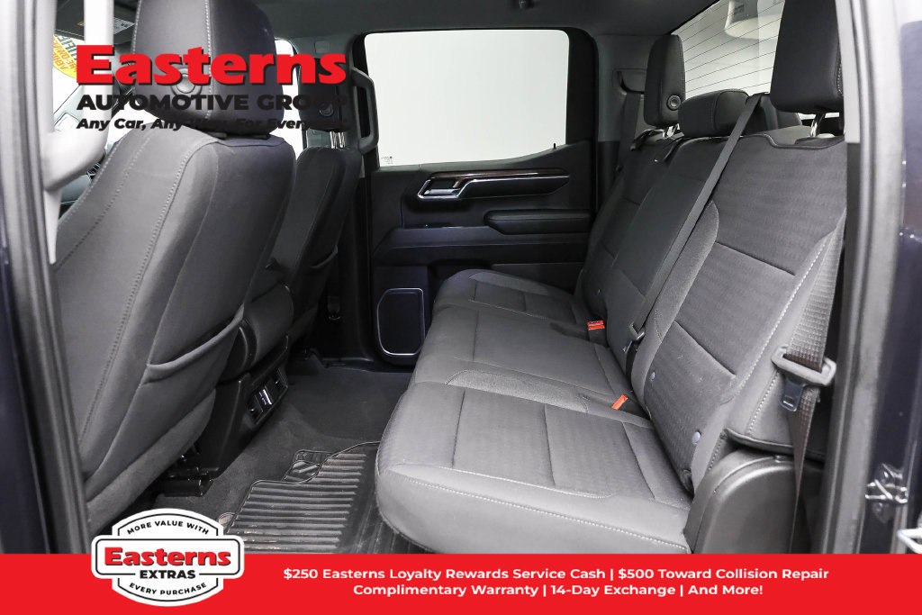 Used 2023 Chevrolet Silverado 1500 LT AWD/4WD image 24