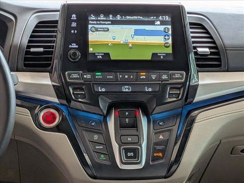 Certified 2022 Honda Odyssey Touring image 14