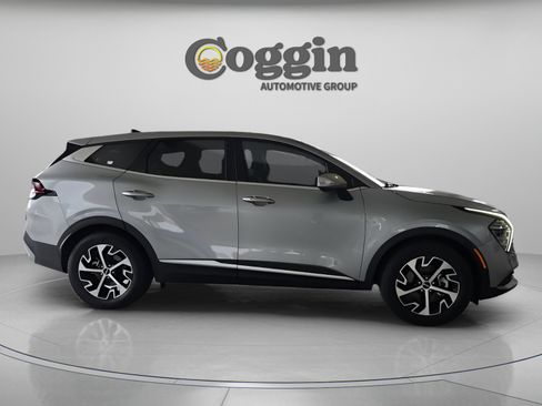 Used 2024 Kia Sportage EX FWD image 6
