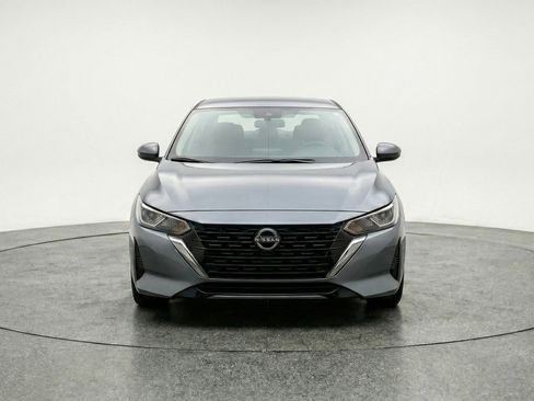 Used 2025 Nissan Sentra S FWD image 2