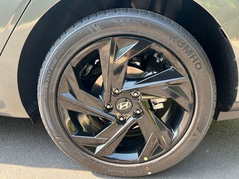 New 2026 Hyundai Elantra Sport FWD image 19