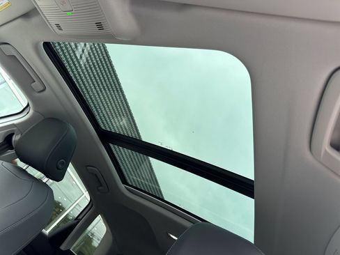New 2026 Audi Q3 quattro 2.0T AWD/4WD image 24