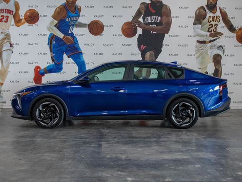 New 2025 Kia K4 EX image 16