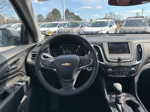 Used 2024 Chevrolet Equinox LT AWD/4WD image 13
