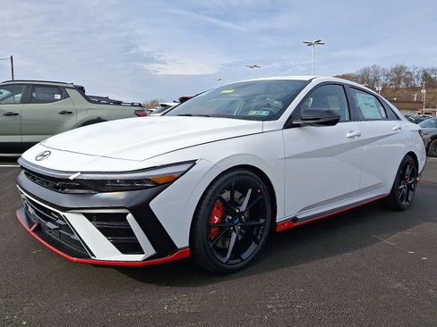 New 2026 Hyundai Elantra N FWD image 2