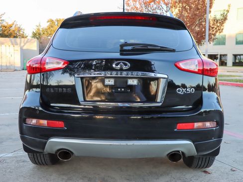 Used 2017 INFINITI QX50 2WD w/ Premium Plus Package image 6