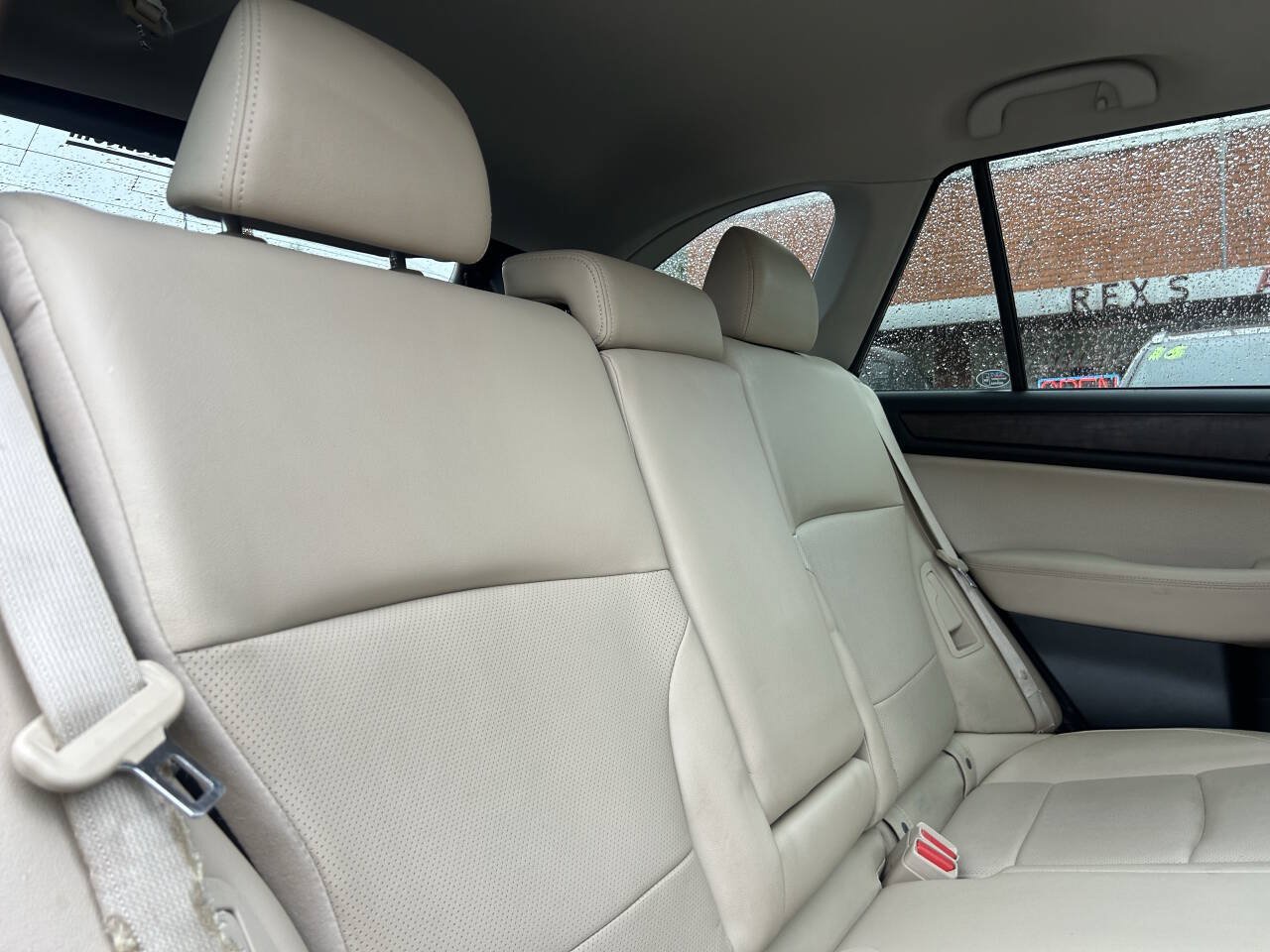 Used 2016 Subaru Outback 2.5i Limited AWD/4WD image 34