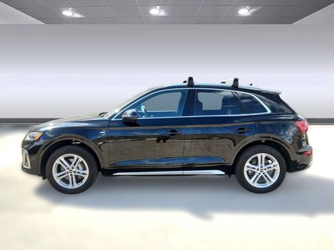Used 2023 Audi Q5 e Premium Plus w/ Premium Plus Package image 2