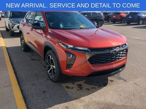 Certified 2024 Chevrolet Trax RS w/ Driver Confidence Package FWD image 7