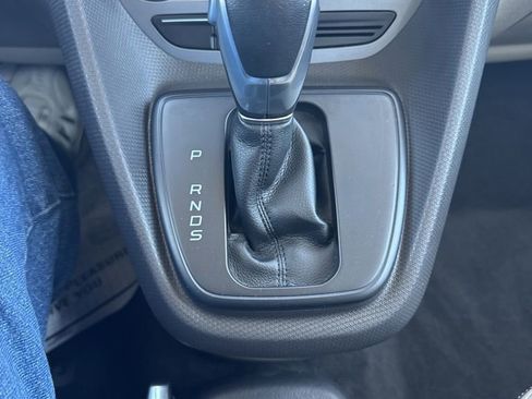 Used 2015 Ford Transit Connect Titanium image 32
