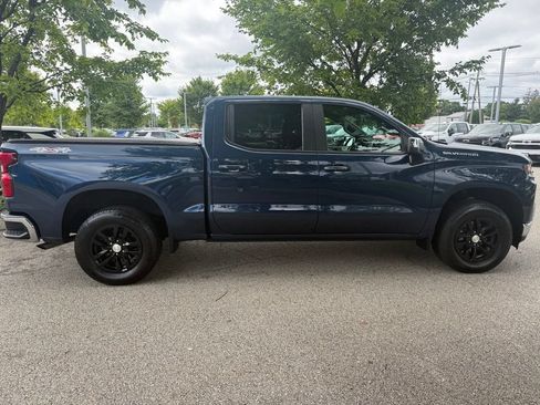 Used 2021 Chevrolet Silverado 1500 LT w/ Convenience Package II AWD/4WD image 6